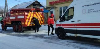 Дороги Одещини замело: ДСНС рятує водіїв із снігового полону, — ФОТО