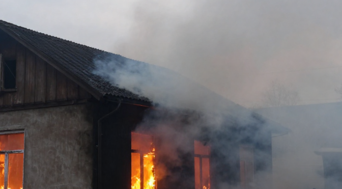 Бабуся опинилася в реанімації через чадний газ: тривожна доба на Одещині