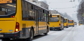 Одеський транспорт на маршрутах, а Пункти Незламності працюють 24/7