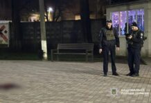 18-річний житель Одещини, який з необережності вбив матір, опинився на лаві підсудних,- ФОТО