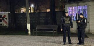 18-річний житель Одещини, який з необережності вбив матір, опинився на лаві підсудних,- ФОТО