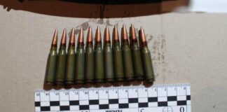 Стрілянина через більярд: в Одеській області молодик відкрив вогонь з автомата в барі, — ФОТО