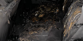 Борговий конфлікт на Одещині: власник оселі підпалив машину орендаря