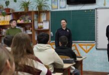 Що робити, якщо на школу напали: поліцейські провели навчання для одеських освітян