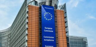 Єврокомісія не коментує готовність деяких лідерів ЄС до переговорів з Путіним, але констатує, що умови для цього ще не створені