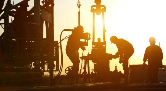 США сообщили союзникам, что дальнейшее ослабление нефтяных санкций будет сфокусировано на Индии — Bloomberg