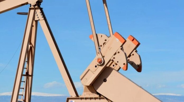 Saudi Aramco закрыла НПЗ после атаки дрона на фоне ударов Тегерана — СМИ