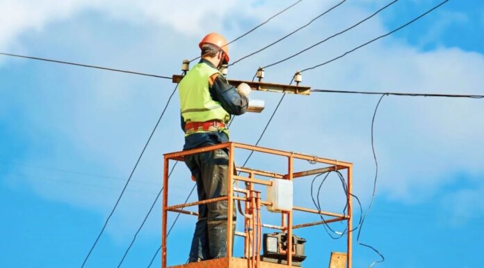 В Дії напомнили о выплатах 20 000 гривен за ликвидацию последствий обстрелов