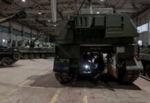 Великобритания имеет четыре ремонтные базы военной техники в Украине — Reuters