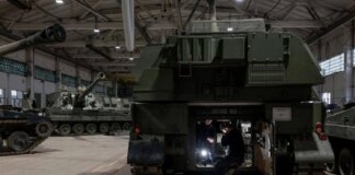 Великобритания имеет четыре ремонтные базы военной техники в Украине — Reuters