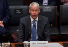 США не планируют отказываться от санкций против России – министр энергетики Райт