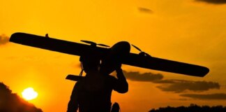 ВМС подтвердили поражение трех российских "Панцирей" с десантным катером и базы дронов "Орион" в Крыму — показали видео