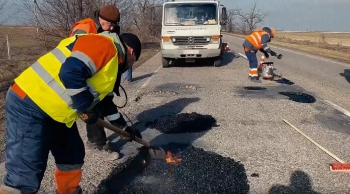 Правительство выделило из резервного фонда дополнительные три миллиарда гривен на ремонт дорог