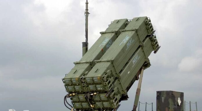 Зеленский: мы поднимаем вопрос о дефицитных для нас ракетах для систем ПВО