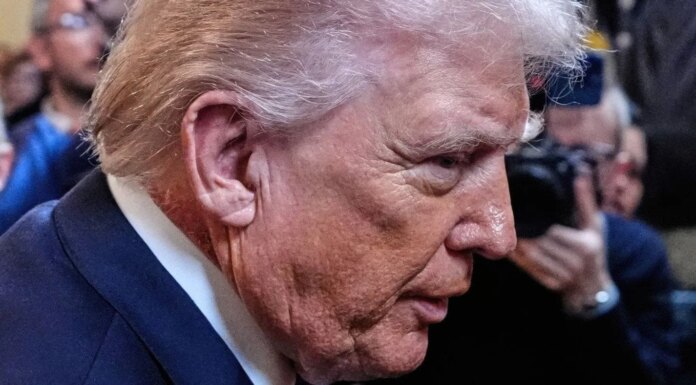 Верховный суд США начал процесс масштабного возврата средств после отмены тарифов Трампа