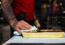 Цены на золото стабилизировались из-за противоречивых заявлений США по Ирану