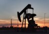 Цены на нефть растут, несмотря на временное ослабление санкций США против России