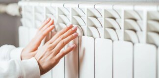 Из-за атаки РФ на Киевщине перебои с газом, теплом и светом