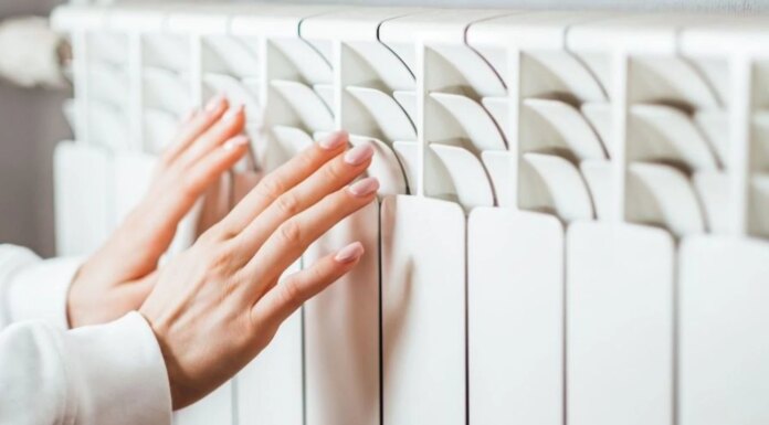 Из-за атаки РФ на Киевщине перебои с газом, теплом и светом