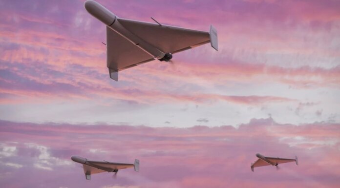 Обломки БПЛА в Киеве упали на крышу нежилого здания