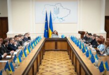 Кабмин увеличил выплаты за военные риски до 30 млн гривен