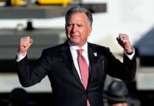 Стив Виткофф раскрыл детали переговоров Украины и США во Флориде