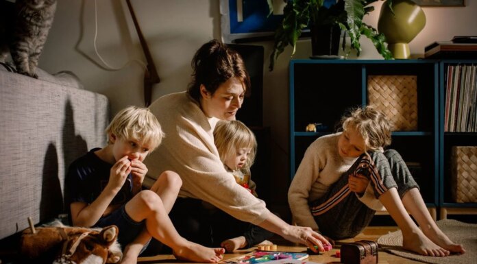 Льготы многодетным семьям в 2026 году – что предусмотрено законом и как их оформить