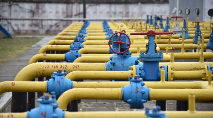 Украина сможет обеспечить необходимые объемы газа – МИД об угрозах Орбана