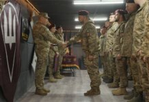 "Сила нашего войска – это люди": Сырский наградил бойцов штурмовых подразделений в Южной операционной зоне