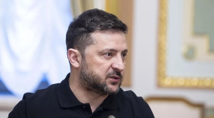 Украина готова вести мирные переговоры где угодно, кроме россии и беларуси — Зеленский