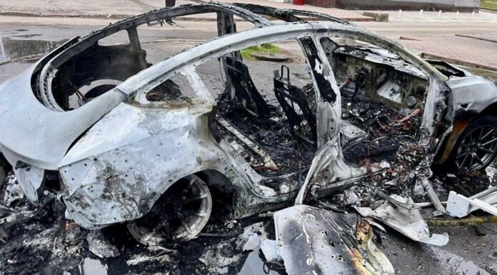 Враг ударил FPV-дроном по Никополю, 11 человек получили ранения