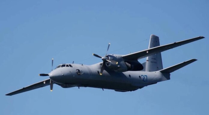 российский самолет Ан-26 исчез над Крымом во время планового перелета: на борту находилось 30 российских военных — СМИ