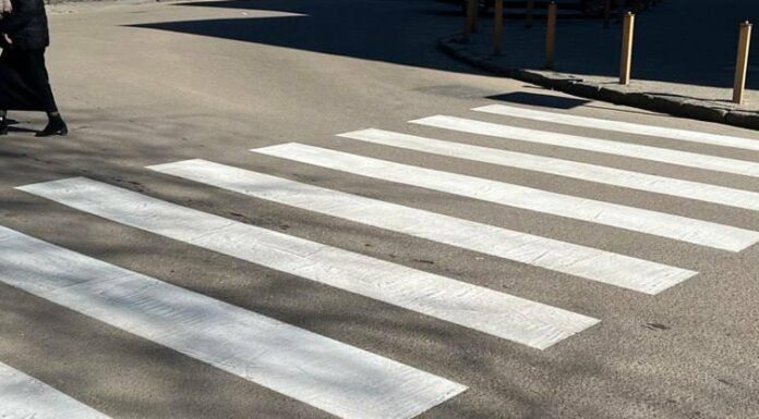 В Одесі комунальники розпочали роботи з відновлення дорожньої інфраструктури, — ФОТО