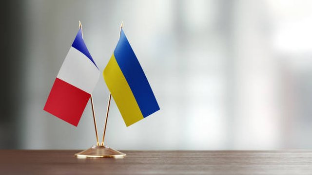 Франція розширила санкції на 9 воєнних злочинців з РФ та 4 пропагандистів — МЗС