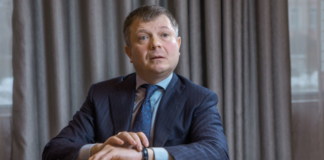 У Франції вручено підозру бенефіціару банку «Фінанси та Кредит» Жеваго