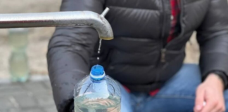 Выжить без канализации в многоэтажке: как правильно сделать запас питьевой воды в квартире