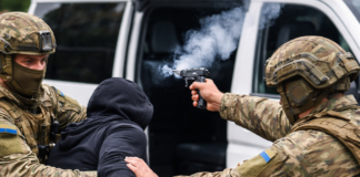 Стрілянина під час затримання в Одесі: ТЦК заявив про напад і постріл у повітря