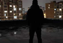 Секунди до фатального кроку: в Одесі запобігли трагедії у багатоповерхівці, — ВІДЕО