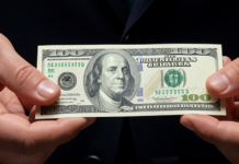 Корупційний скандал в Одесі: службовцю загрожує до 10 років увʼязнення