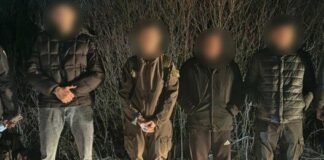 З Одеси до кордону: двоє молодиків допомагали чоловікам втекти з України