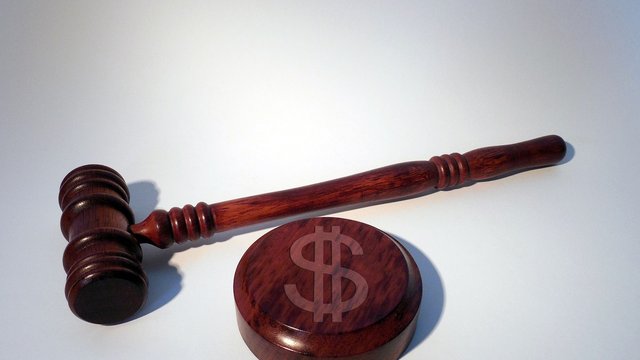 На Закарпатті викрито схему продажу квитків на автобусні рейси до ЄС в обхід каси — прокуратура