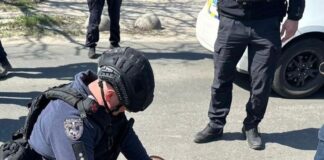 Стрілянина серед «білого дня»: в Одесі затримали чоловіка з гранатою, — ФОТО