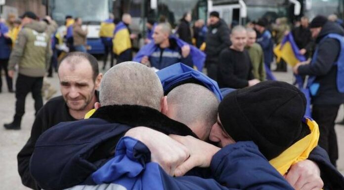 З російського полону повернулися 300 захисників і 2 цивільних, — ФОТО