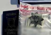 «Потрібні люди вирішать»: на Одещині затримали військового одразу після передачі грошей, — ФОТО