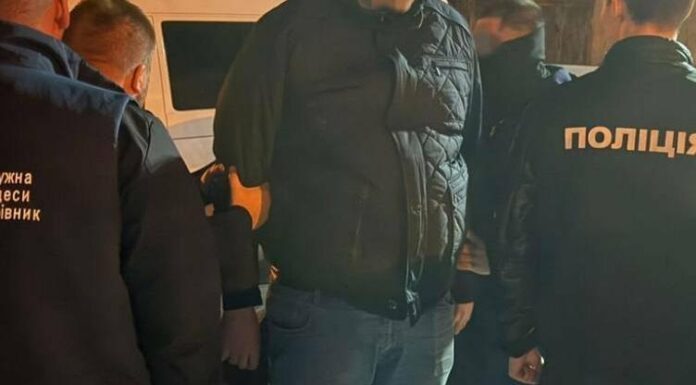В Одесі викрили керівника відділу приватної лікарні, який за 16000$ обіцяв оформити інвалідність