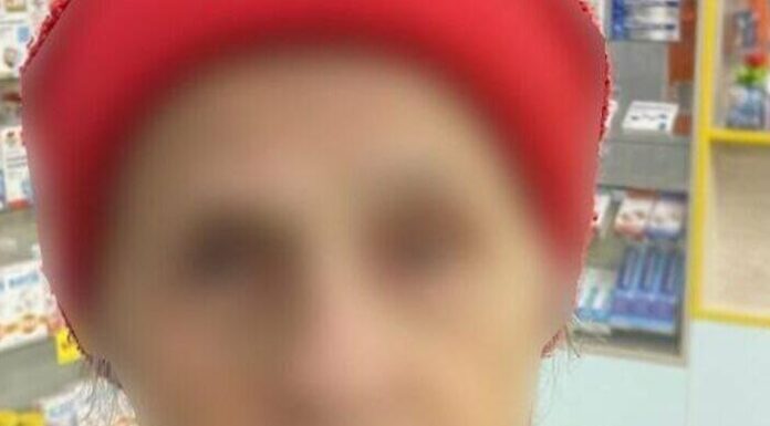 В Одесі патрульні допомогли розгубленій бабусі повернутися додому