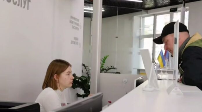 Які послуги можна отримати у ЦНАПах Одеси: перелік