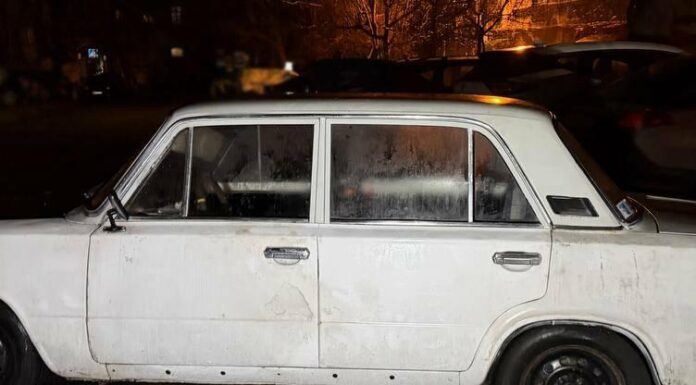 В Одесі юнак викрав авто, пограбував людей і зламав ногу охоронцю, — ФОТО