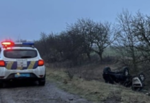 Слизька дорога під Одесою: жінку судитимуть за ДТП, у якій постраждала її мати