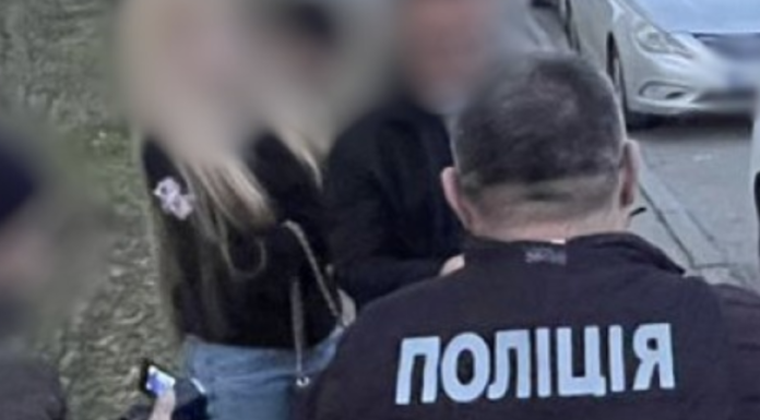 В Одесі викладачка коледжу шантажувала студентку